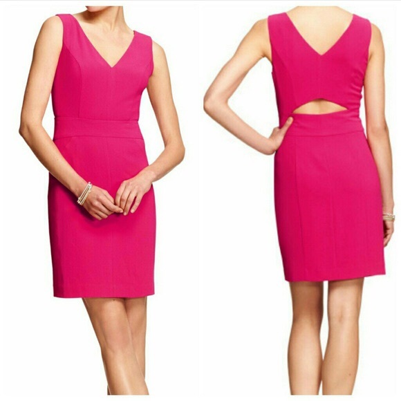Banana Republic Dresses & Skirts - Pink Sheath dress with back cut out